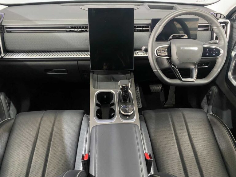 12547769-bd05-4efc-8cb4-c466ff385f06