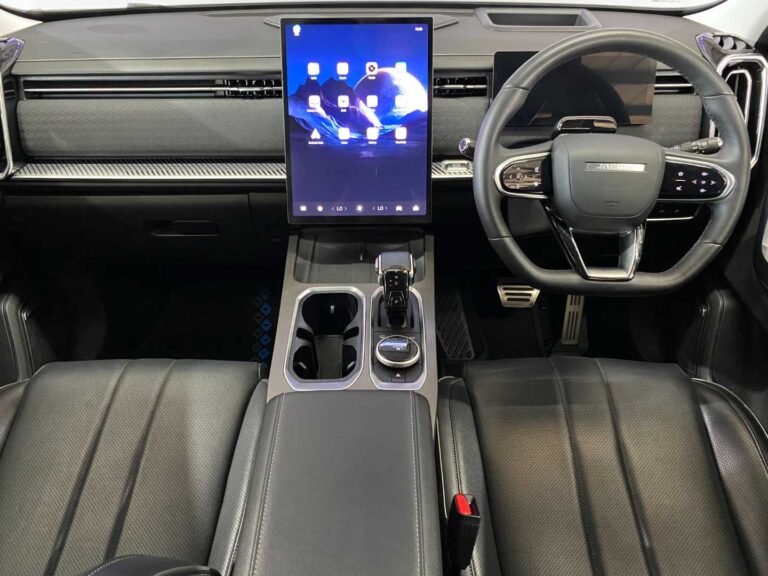 3d948875-016b-43f1-976e-34c23120edc4