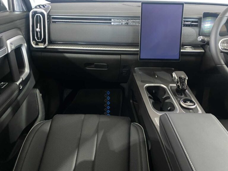 5586fdf6-dcce-40bc-927a-c3b880849ffd