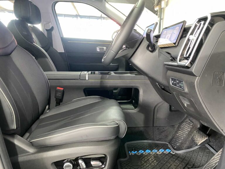 7b5042d9-13f4-4bf1-97a8-aa863813c151