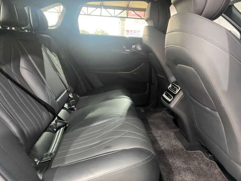 acb4f6fe-1ac0-445e-80f4-56f5538194ac