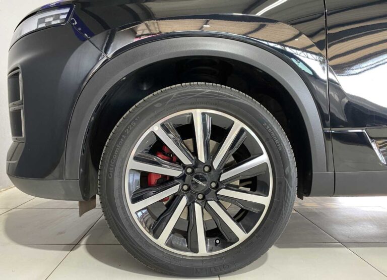 c5d0a526-2f9d-4ea0-b255-187d08888003