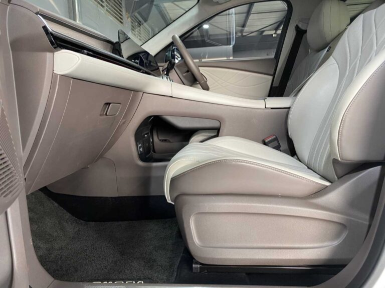 d4330ab7-fbb2-4d0c-8d6f-b14fc6e4df34