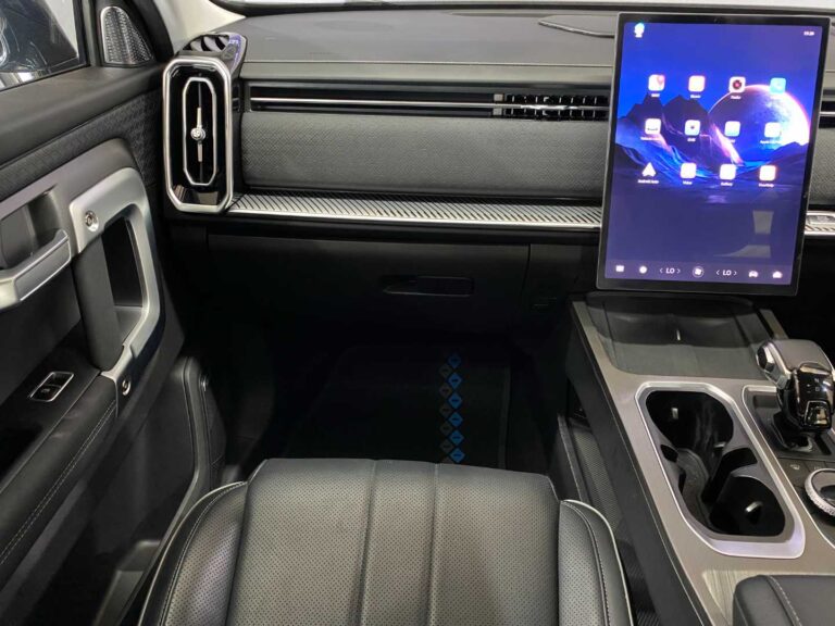 e03604ac-ad69-491a-a5cb-ee20d1411b2c