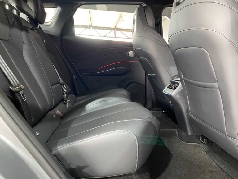 e4c2edb5-d6d0-44ad-a95b-425dab11129e