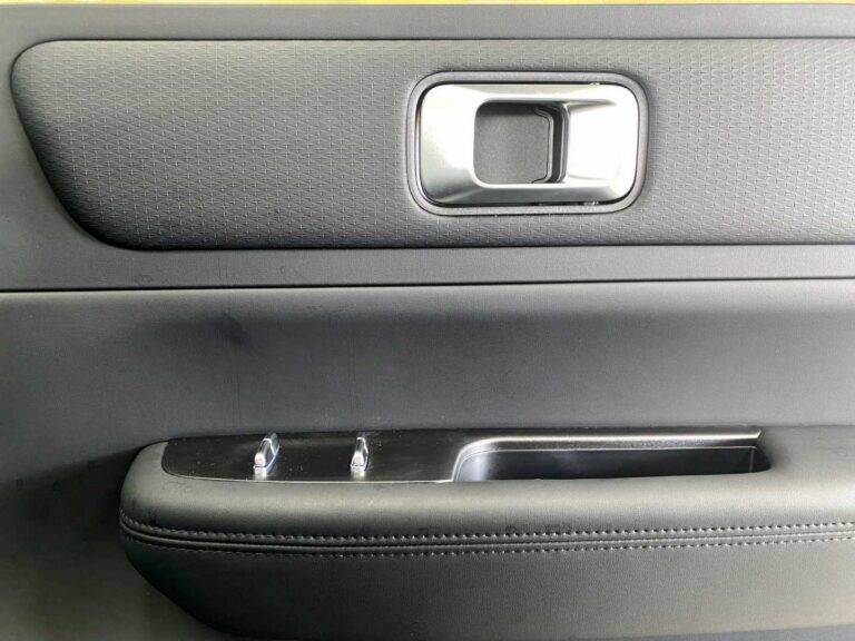 eb649401-61a4-4838-a77a-b27970286fc4