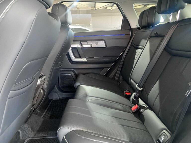 eef17cec-f1d4-4c40-9fcd-cda98ee785cc