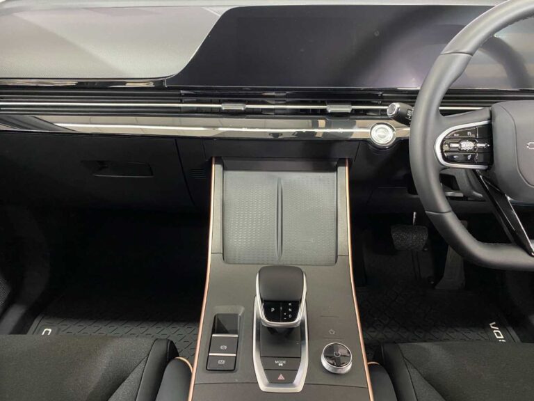 28b260fa-af00-4b94-901d-1f35b1e0be2f