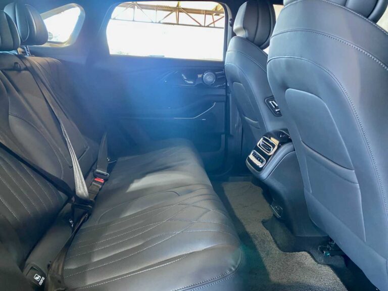 df5bdd1d-7459-4ad3-ad26-d36049729883