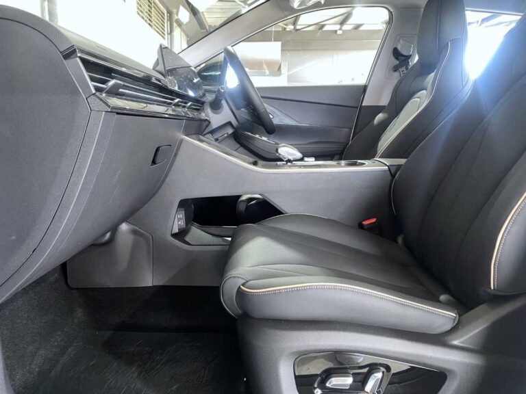 f920fc43-97a8-4baf-8b2d-6c4a8e50550b